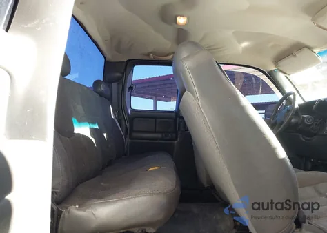 2004 Chevrolet Silverado 1500 Work Truck from USA, damaged, VIN 2GCEC19V941353333